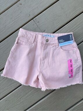 NWT DENIM COMPABY Pastel Pink Frayed-Hem Denim Shorts, Size: 2